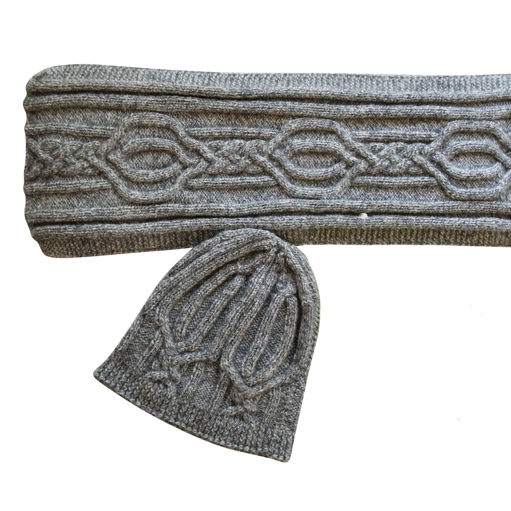 Handknit Cable Scarf