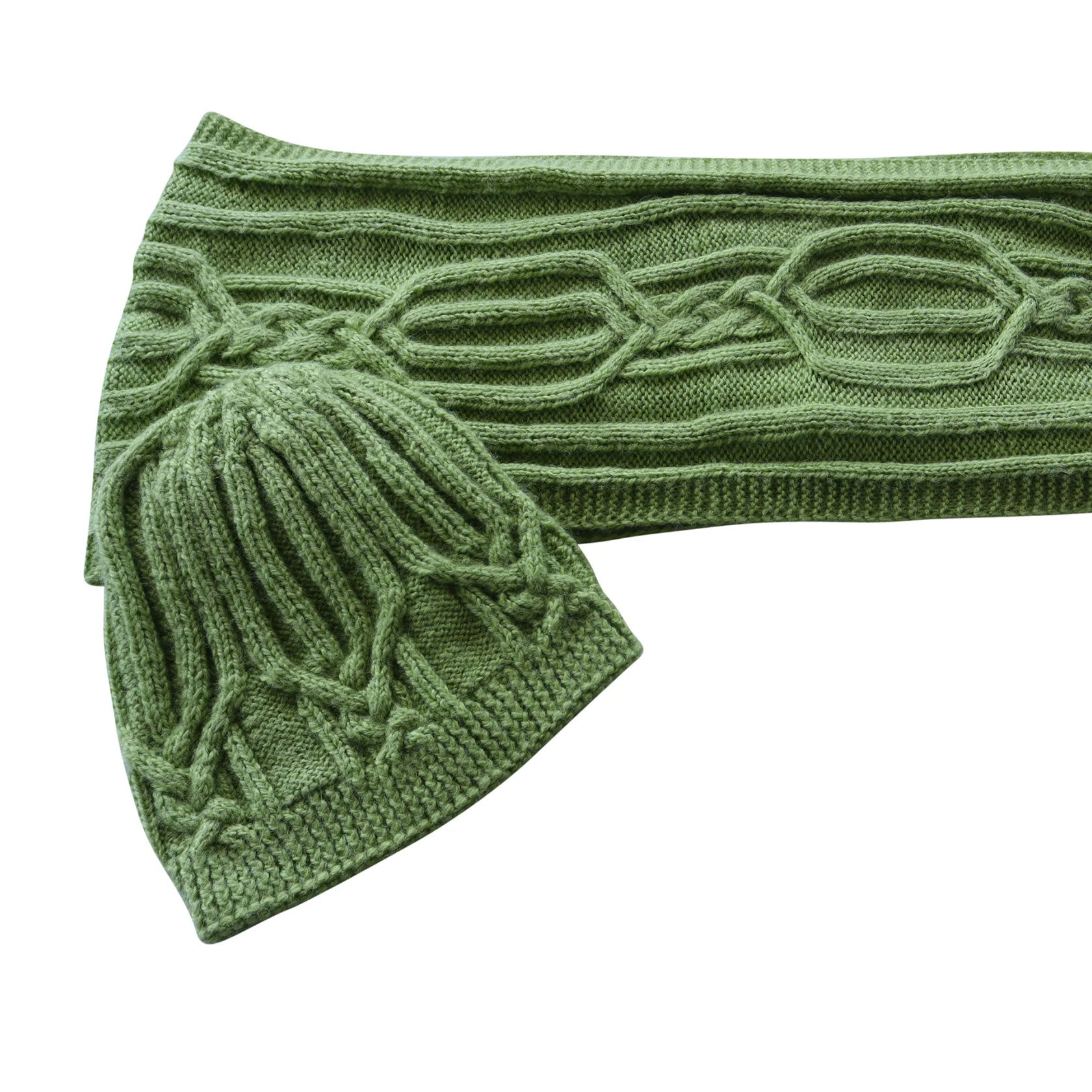 Handknit Cable Scarf