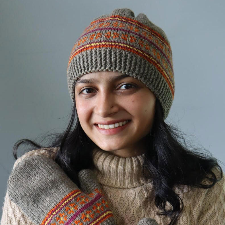 Grey Hand-dyed wool cap with Orange Flowers